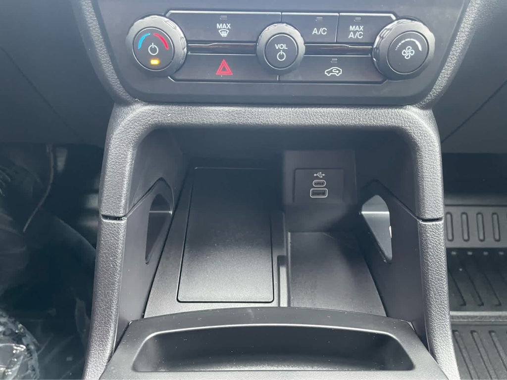 Used 2025 Gray Ford XL image 23