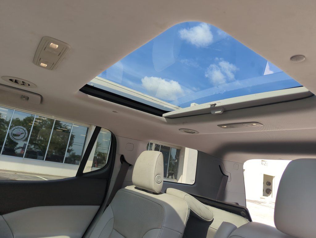 Used 2019 DARK SKY METALLIC GMC SLT image 27