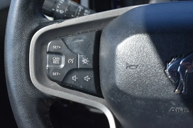 Used 2022 Gray Ford Badlands image 21