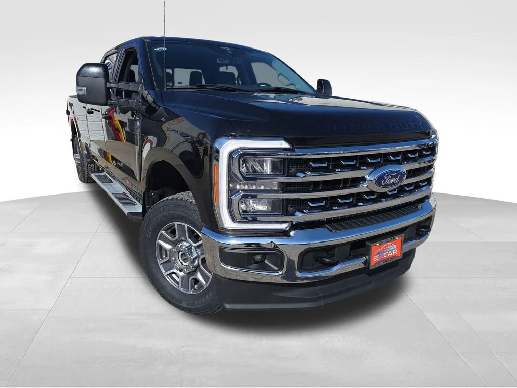 2023 Ford F-250 Lariat 4x4 Crew Cab 8' Box's photo
