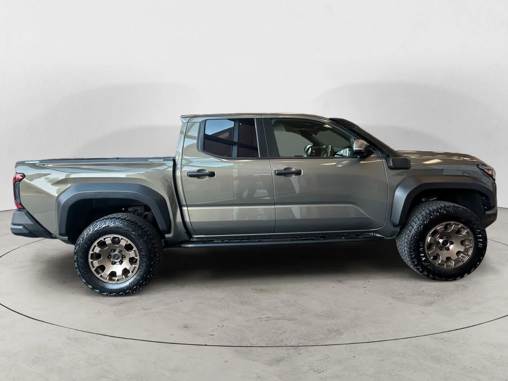 Certified Used 2025 Bronze Toyota Trailhunter image 6