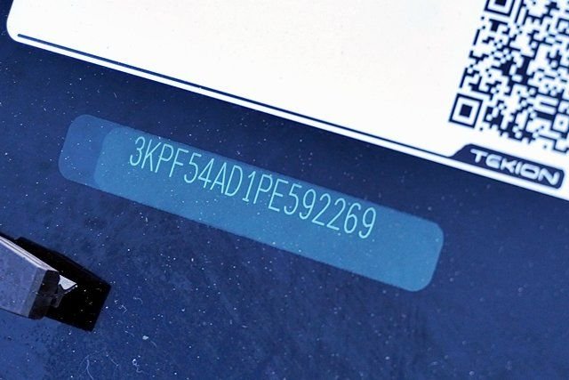 Used 2023 White Kia GT-Line image 31