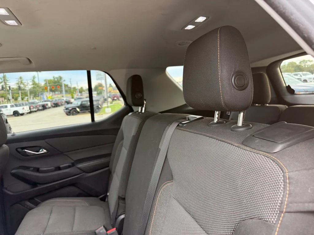 Used 2018 Silver Chevrolet LS image 24