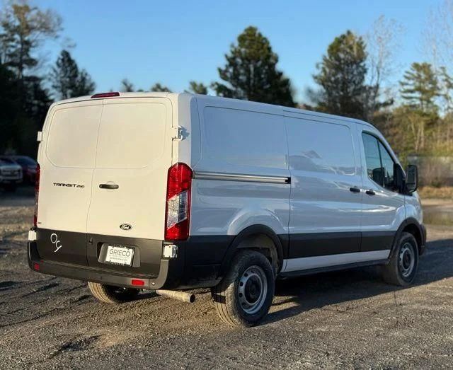 New 2026 Oxford White Ford Cargo Van image 5