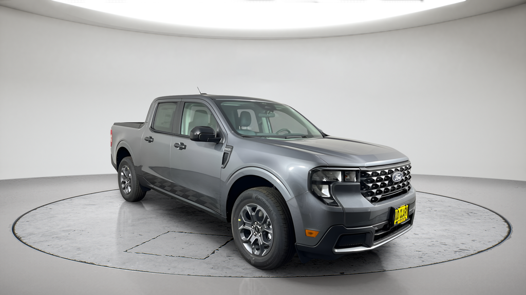 New 2026 Carbonized Gray Metallic Ford XLT image 1