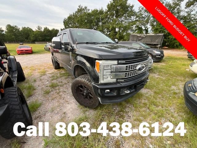 Used 2017  Ford Platinum image 1
