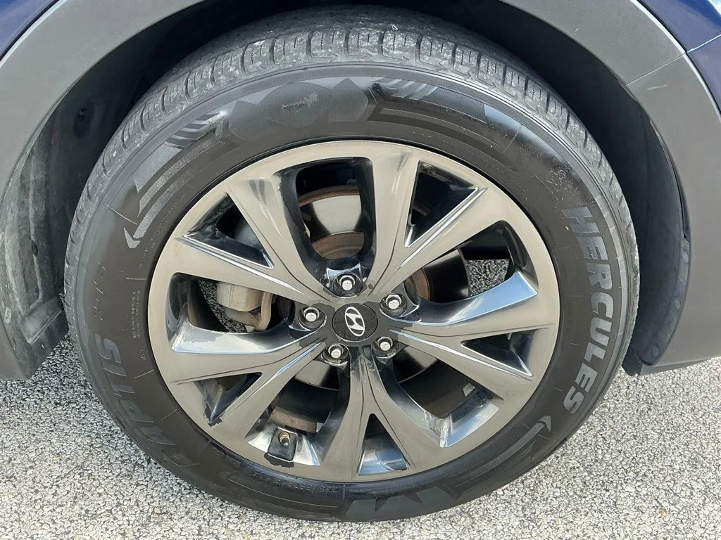 Used 2018 Blue Hyundai 2.0T Ultimate image 13