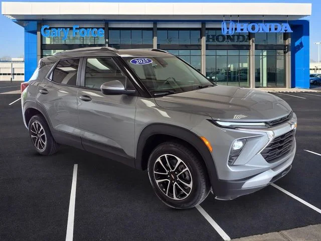 2025 Chevrolet Trailblazer LT AWD's photo