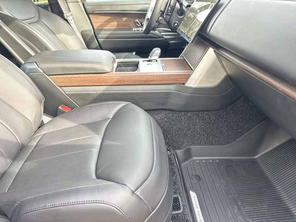 2026 Land Rover Range Rover SE - Photo 7