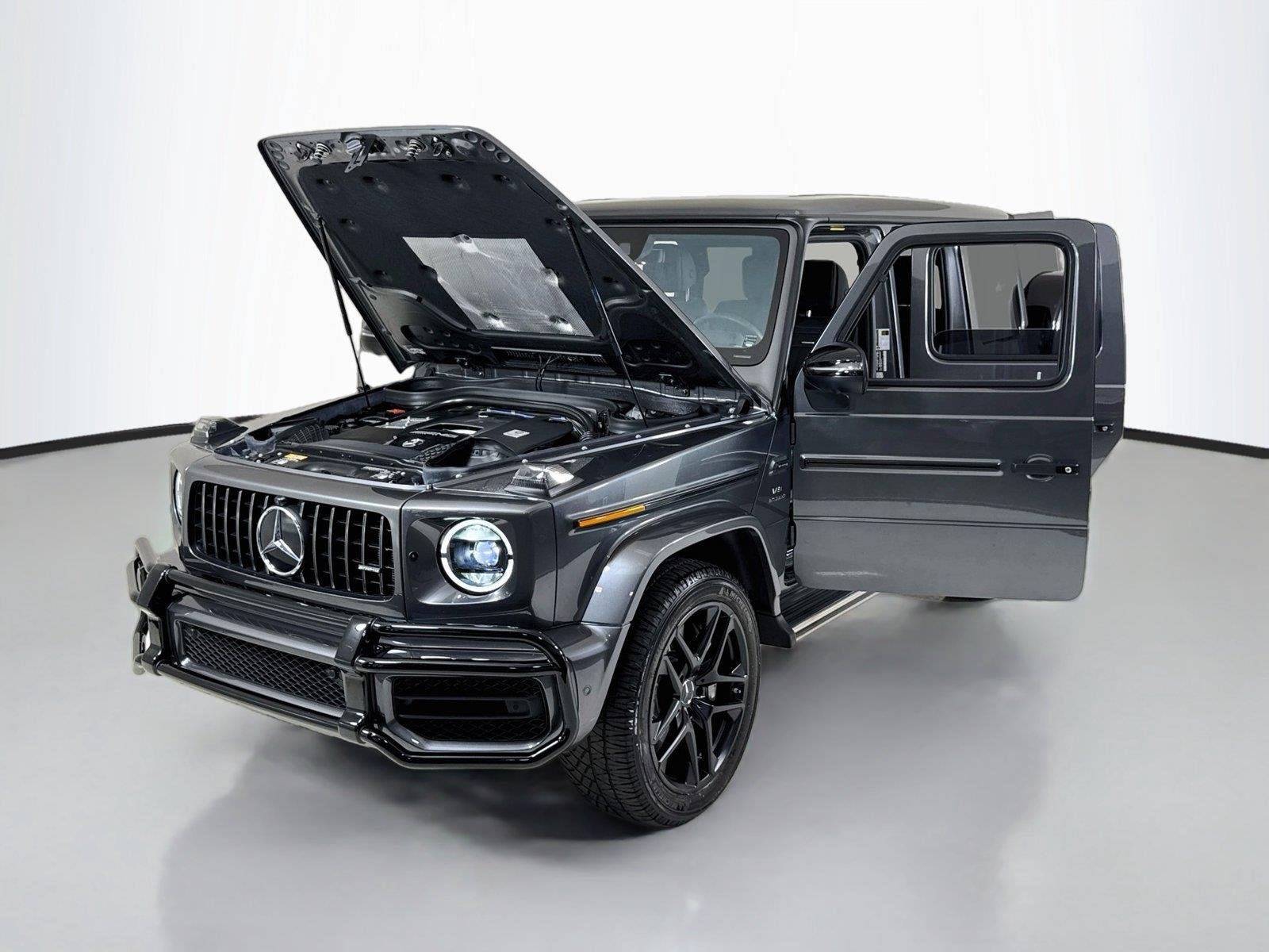 Used 2021 designo Graphite Metallic Mercedes-Benz AMG® G 63 | Carbon Trim | Only 7K Miles image 42