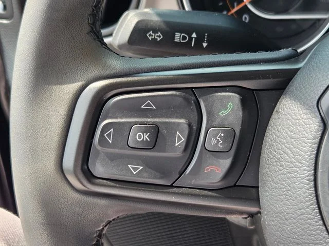 Used 2023 Black Jeep Sport S image 24