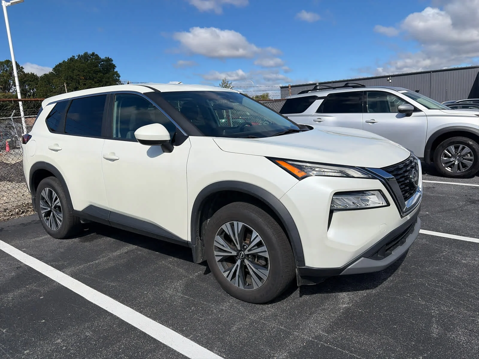 Certified Used 2023 Pearl White Tricoat Nissan SV image 3