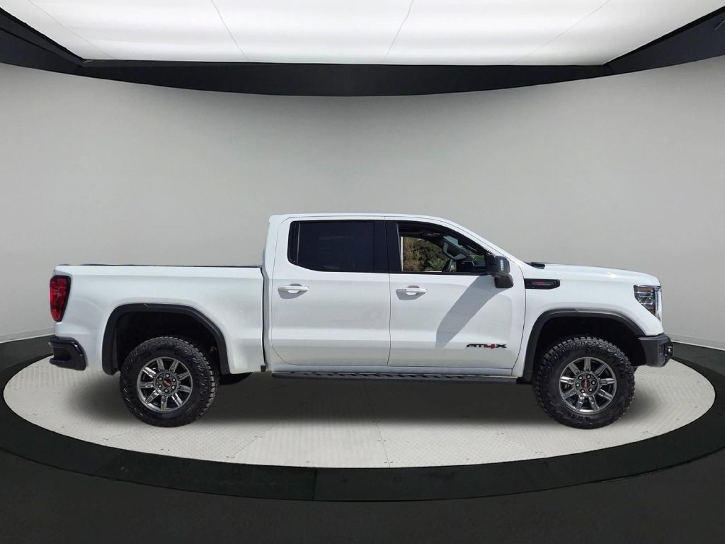2026 GMC Sierra 1500 AT4X - Photo 6