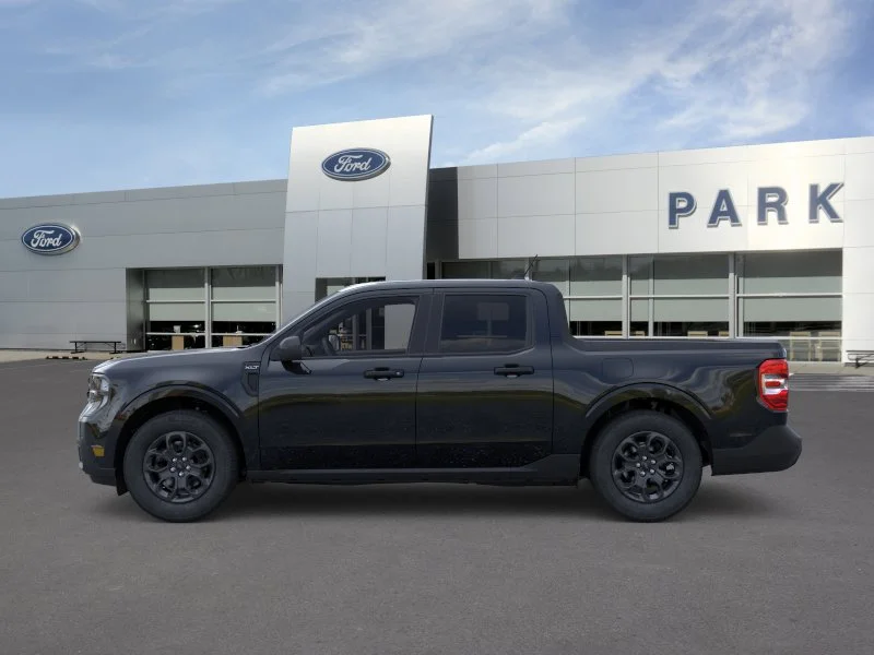 New 2026 Shadow Black Ford XLT image 3