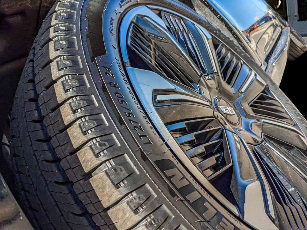 2025 Cadillac Escalade IQ Sport 2 - Photo 8