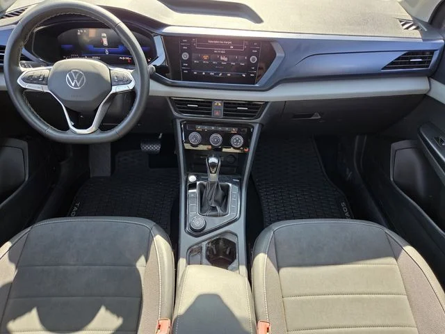 Used 2023  Volkswagen 1.5T SE image 12