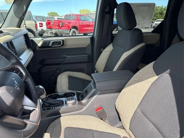 New 2025 Azure Gray Metallic Tri-Coat Ford Big Bend® image 32