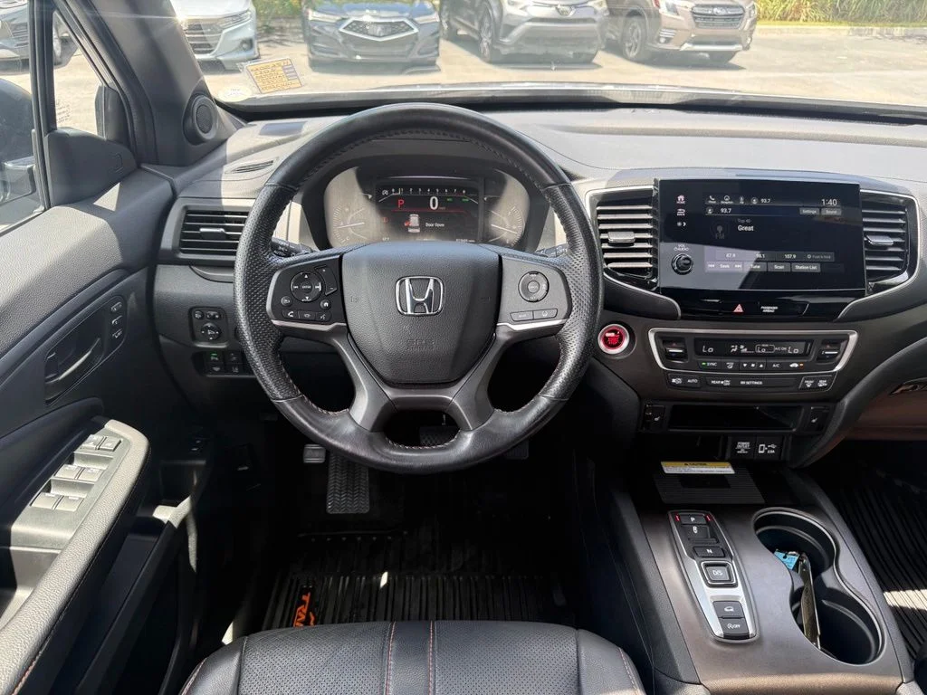 Certified Used 2023 Lunar Silver Metallic Honda TrailSport image 21