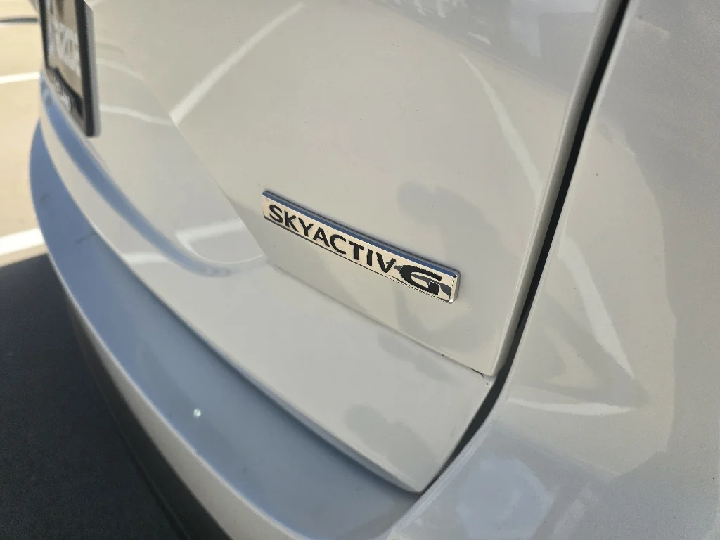 Used 2022 Snowflake White Pearl Mica Mazda 2.5 S Preferred Package image 11