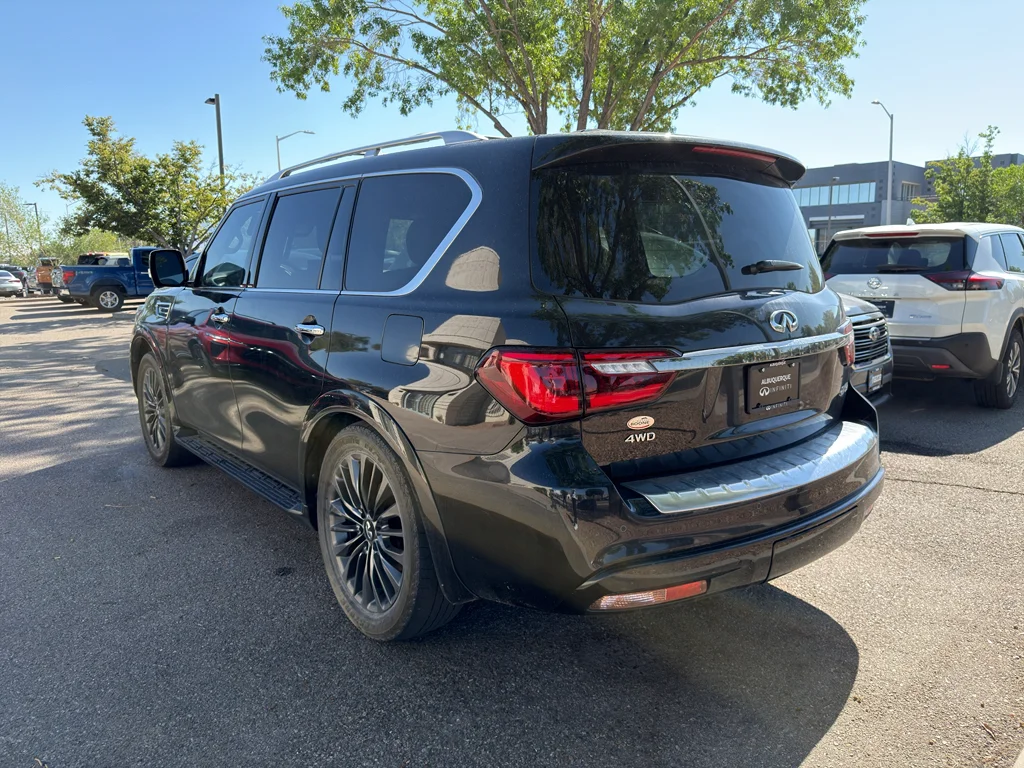 Used 2024 Mineral Black INFINITI SENSORY image 6