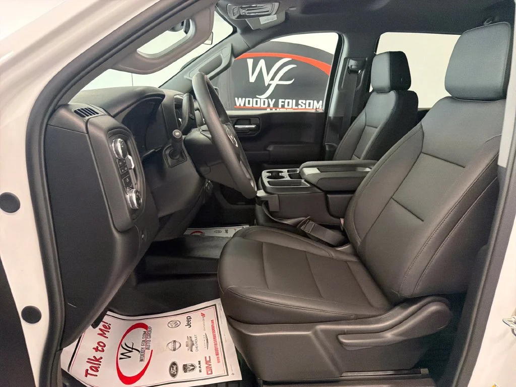 New 2026 Summit White GMC Pro image 11
