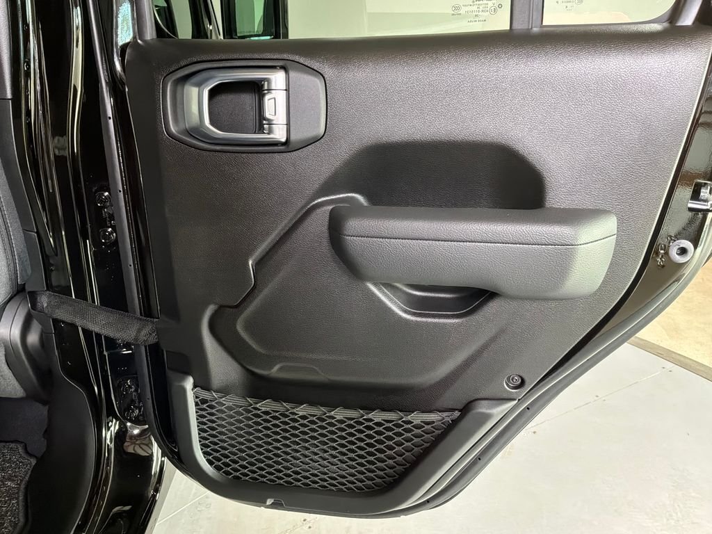New 2026 Black Clearcoat Jeep 85th Anniversary Edition image 16