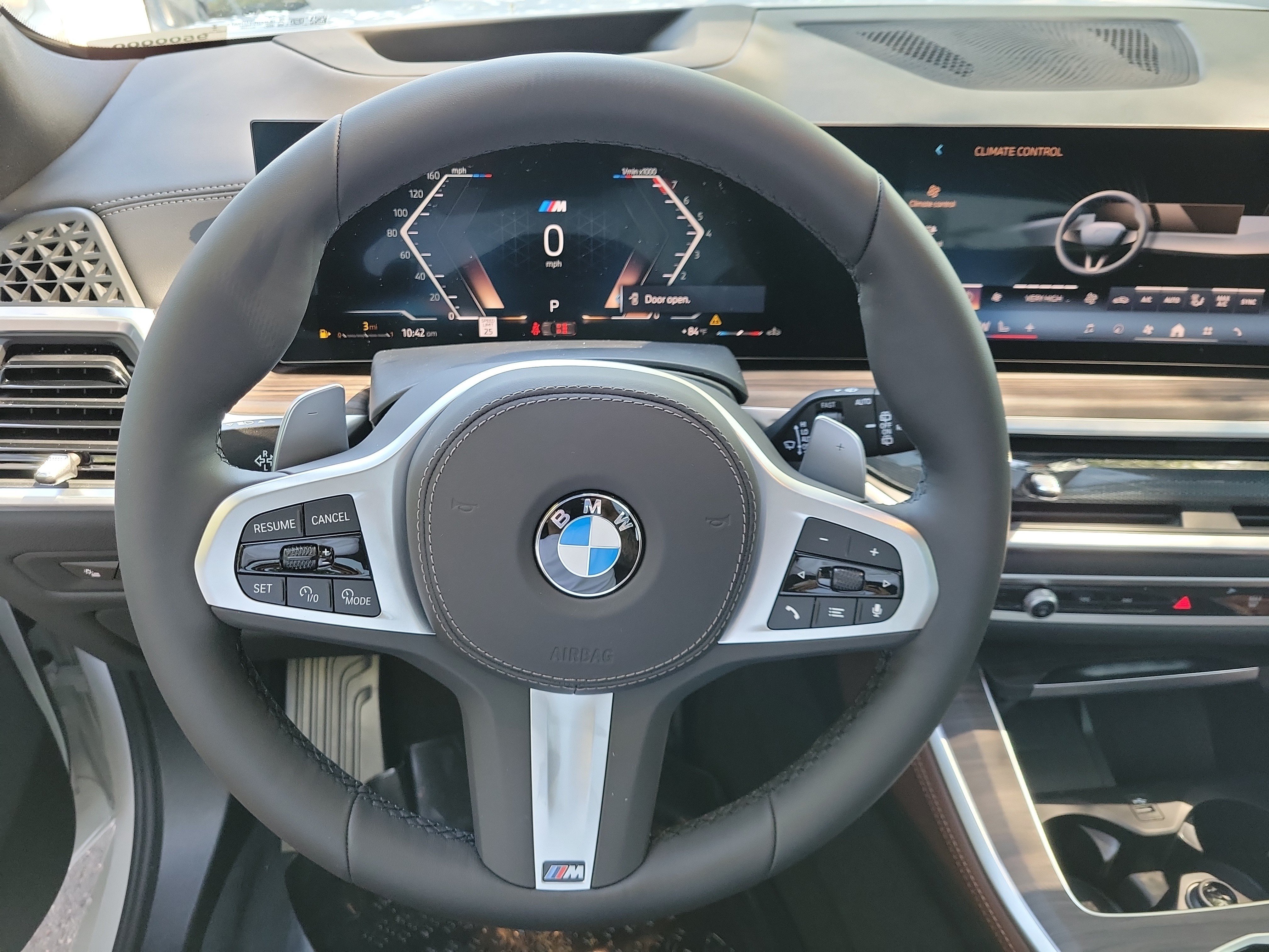 New 2026 Alpine White BMW sDrive40i image 19