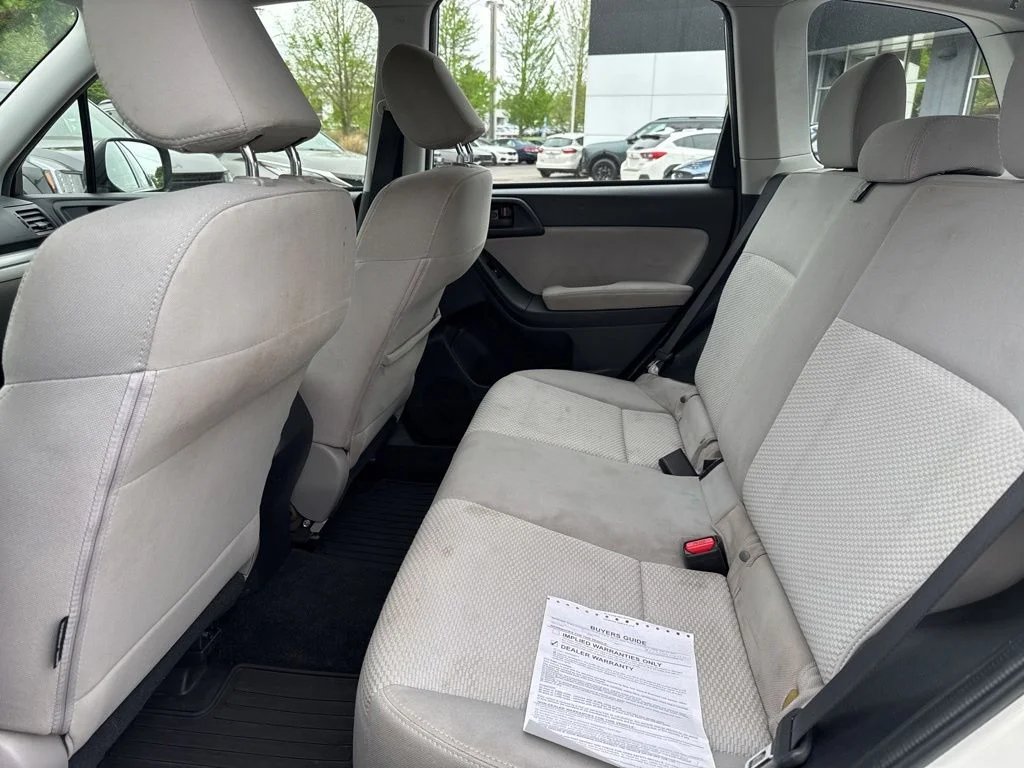 Used 2015 White Subaru 2.5i image 14