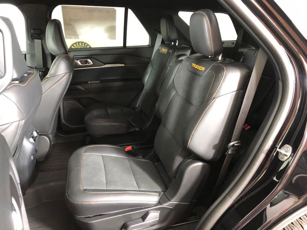 New 2026 Agate Black Metallic Ford Tremor® image 12