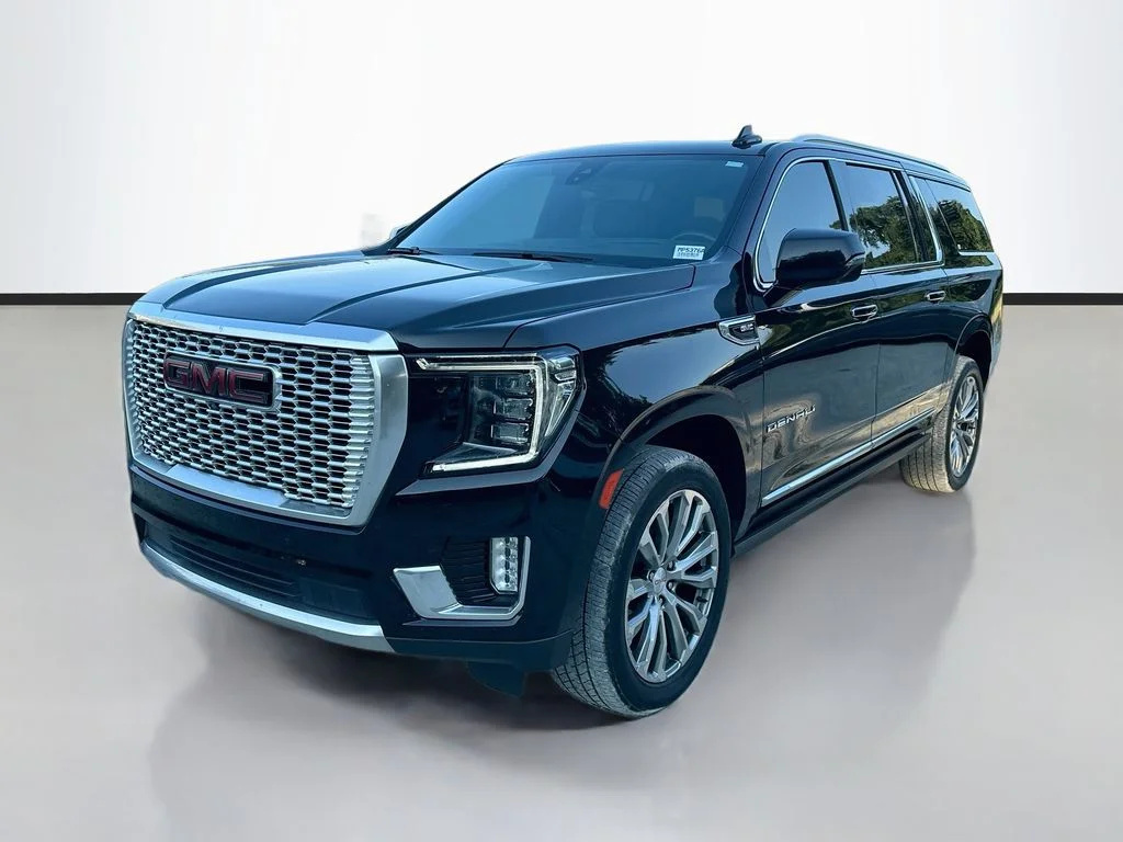 Used 2021 Black GMC Denali image 1