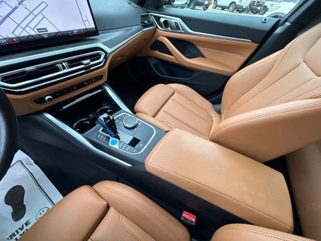 Used 2023 Black BMW M50 image 18