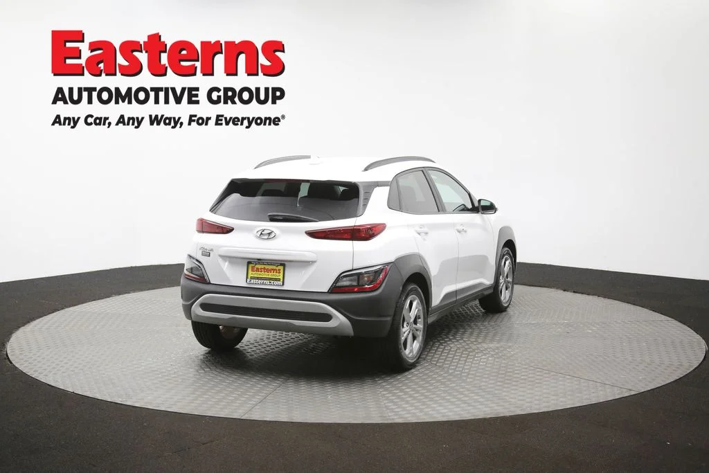 Used 2023 White Hyundai SEL image 38