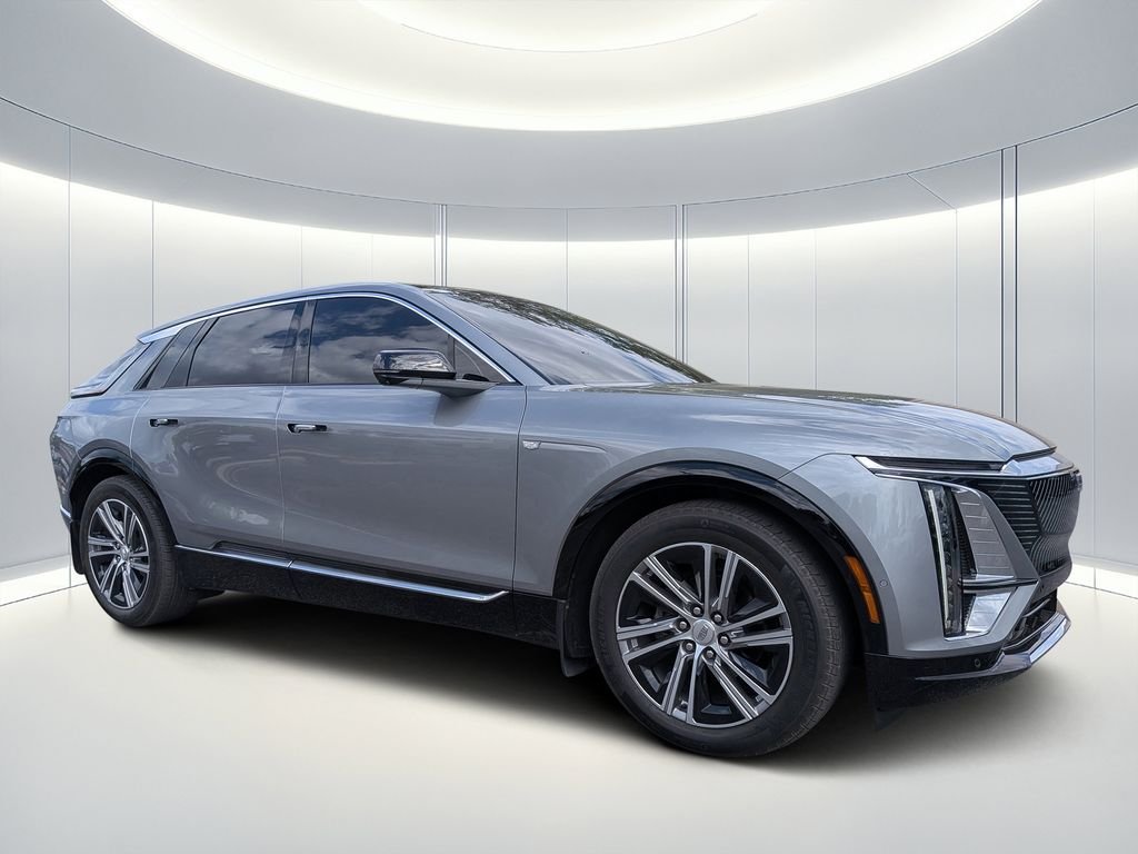 Used 2024 Cadillac LYRIQ Luxury 2 with VIN 1GYKPRRL0RZ117635 for sale in Lake City, FL