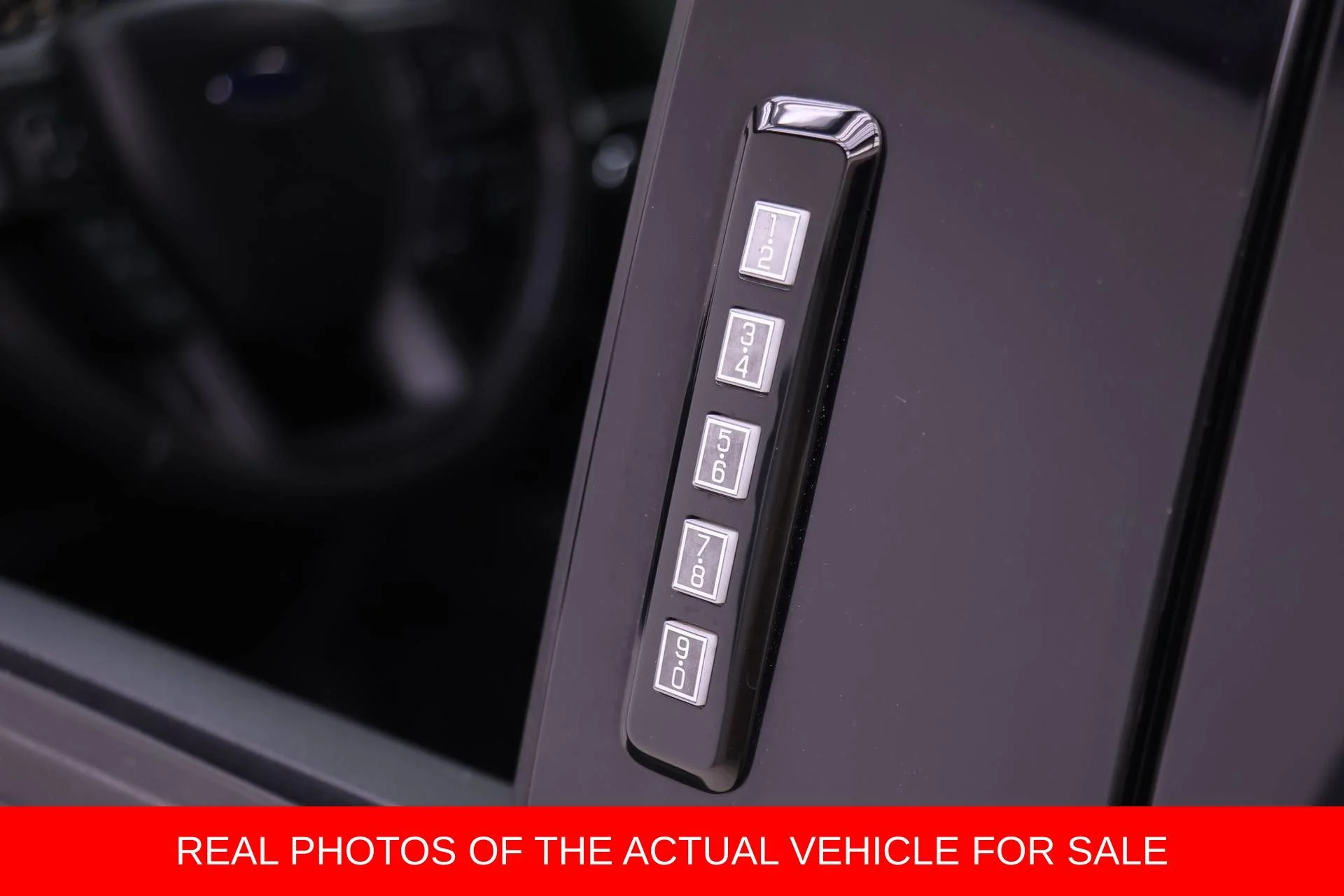 Used 2016 Black Ford XLT image 14