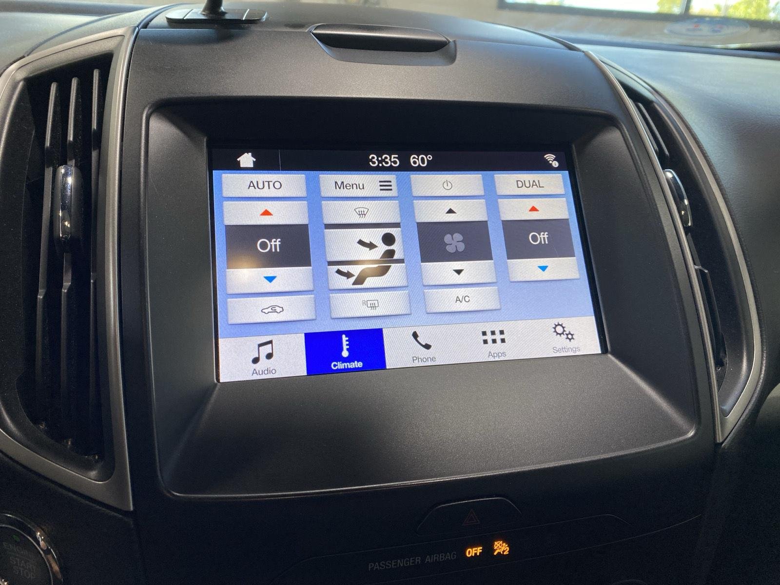Used 2019 White Platinum Metallic Tri-Coat Ford SEL image 25
