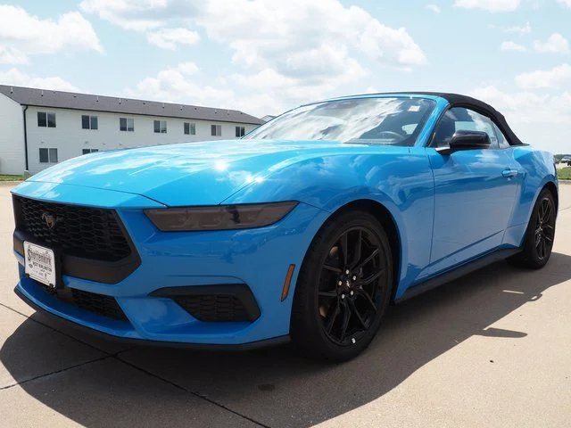 2025 Ford Mustang EcoBoost Premium Convertible - Photo 58