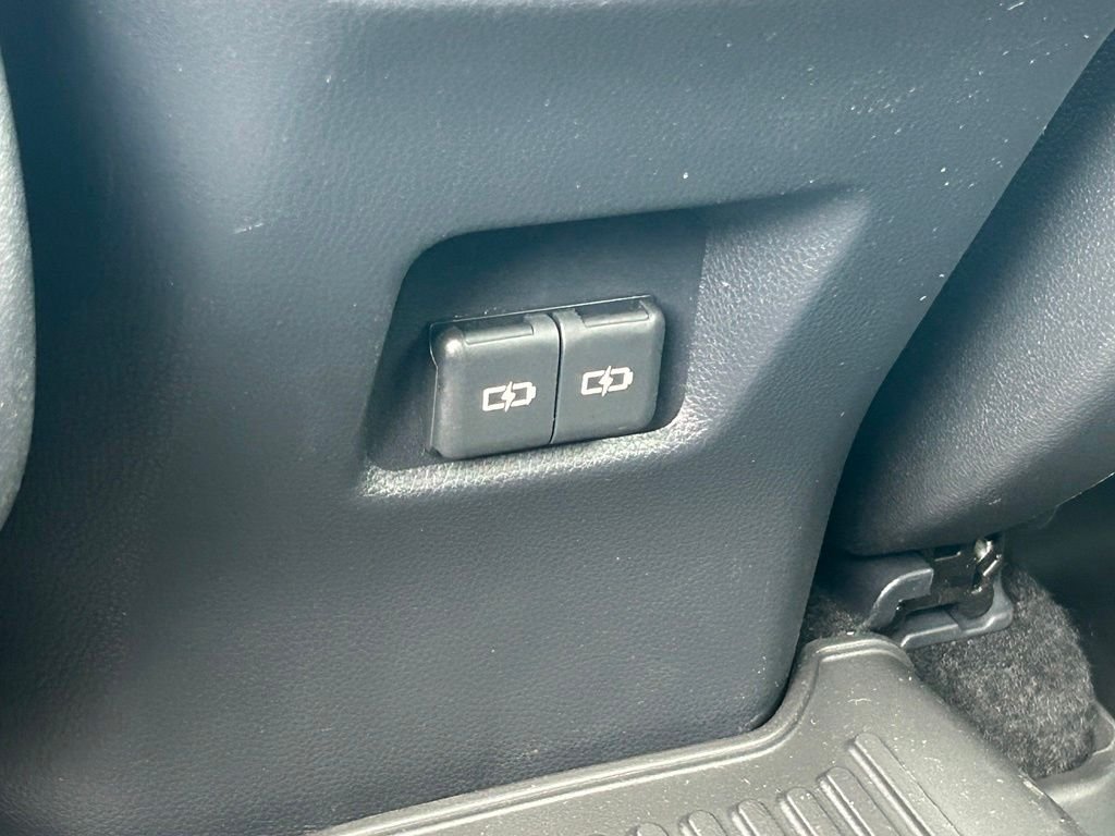 Used 2025 White Toyota XLE image 50