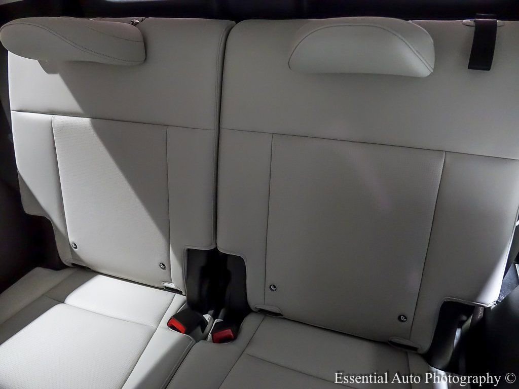 2025 HYUNDAI SANTA FE - Image 17