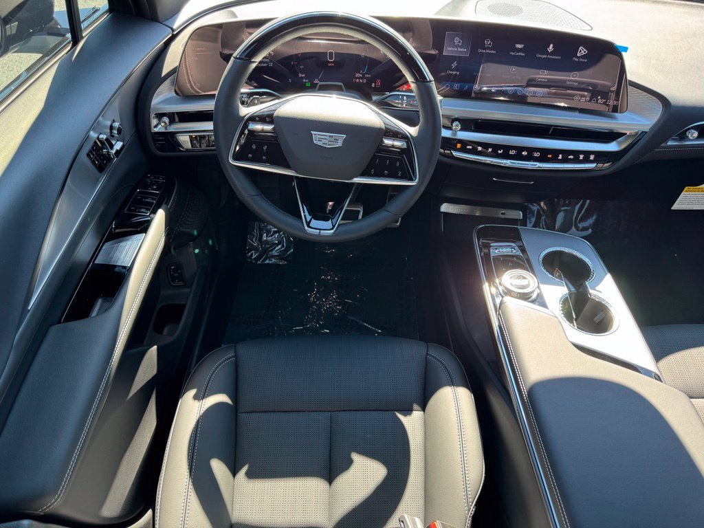 2027 Cadillac LYRIQ Sport - Photo 15