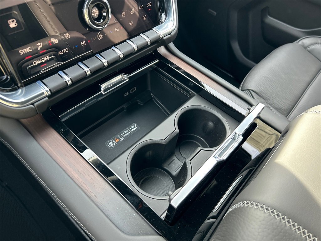 2026 GMC YUKON XL - Image 26