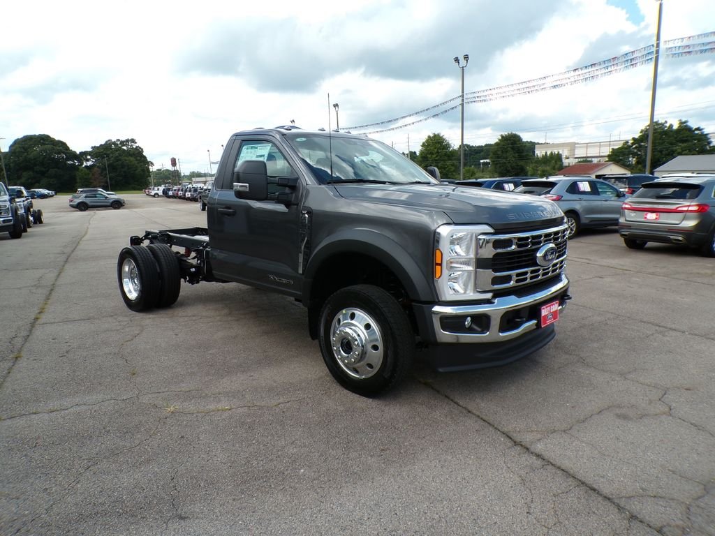 2026 Ford F-550 Super Duty Chassis Cab