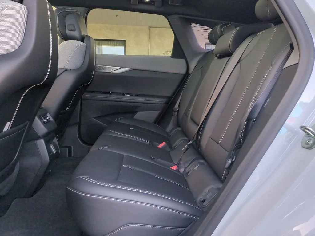 2026 Cadillac OPTIQ Luxury - Photo 27