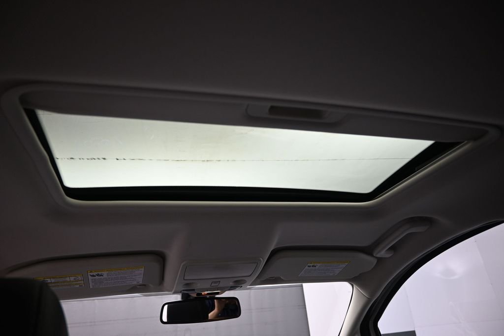 Certified Used 2021 White Ford SES image 22