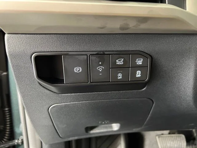 New 2027 Black Kia EX image 19