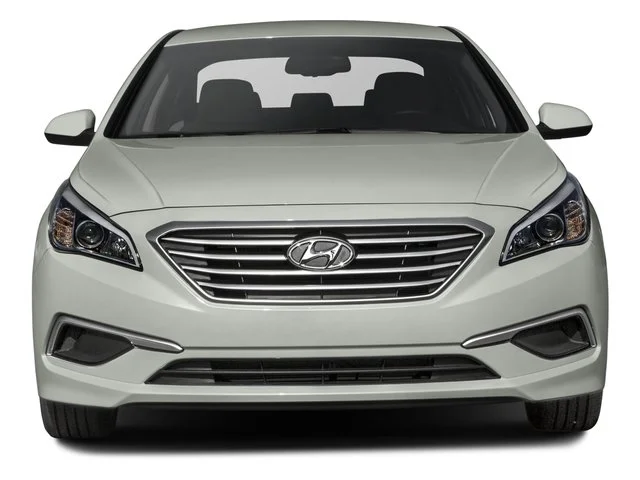 Used 2016 Venetian Red Hyundai 2.4L SE image 7