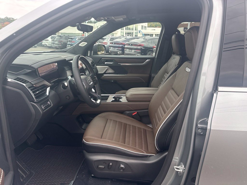 2027 GMC Acadia Denali Ultimate - Photo 7