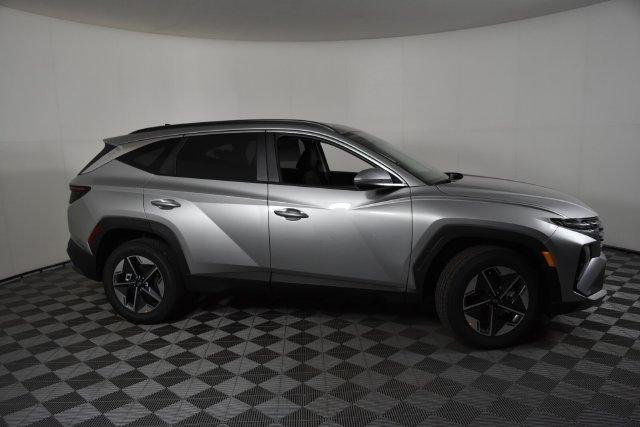 New 2026 Silver Hyundai SEL Premium AWD image 48