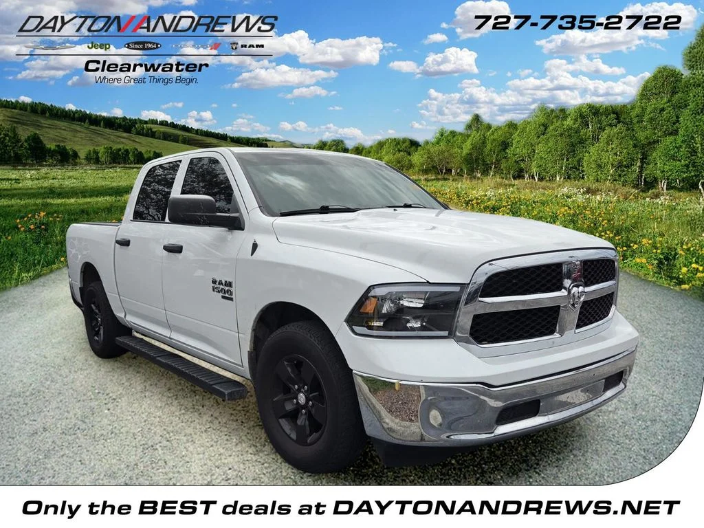 2022 RAM 1500 Classic SLT Crew Cab 5'7's photo