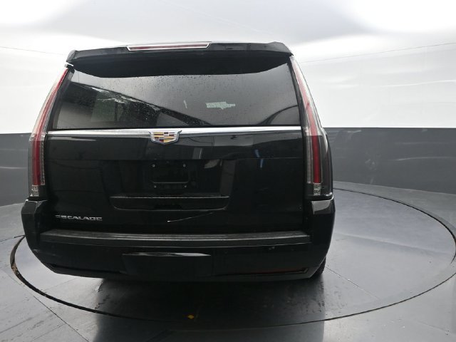Used 2020 Black Cadillac Premium image 7