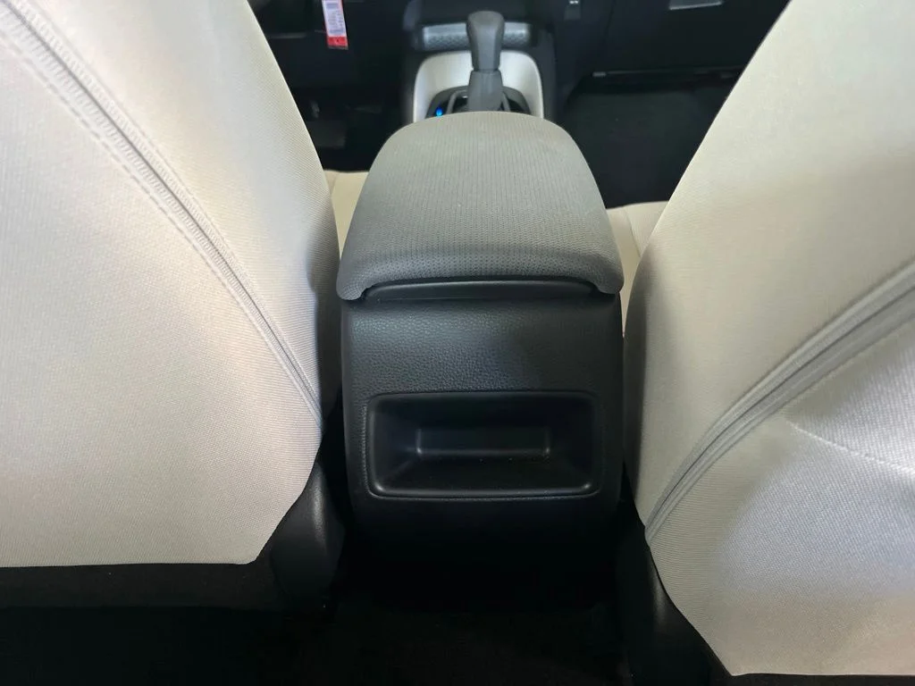 Used 2021 White Toyota LE image 25